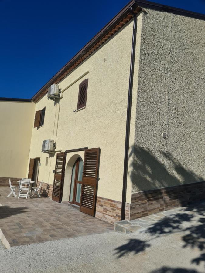 Agriturismo Cara Terra Lucana Chiaromonte Exterior foto
